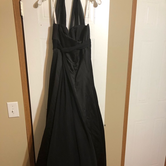 Formal Dress - Picture 2 of 3